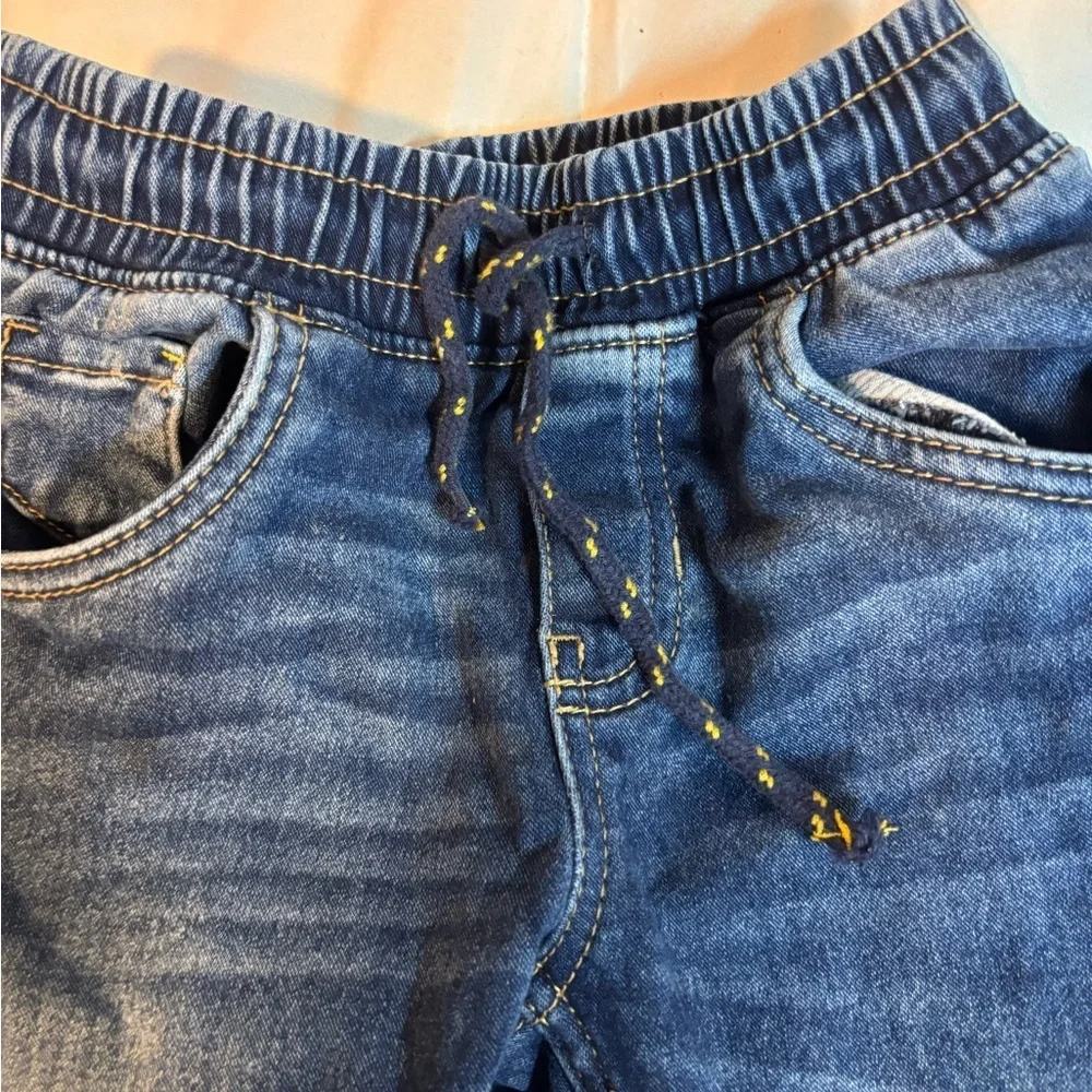 Cat & Jack 4T Kids Blue Jeans with elastic waistband and tie